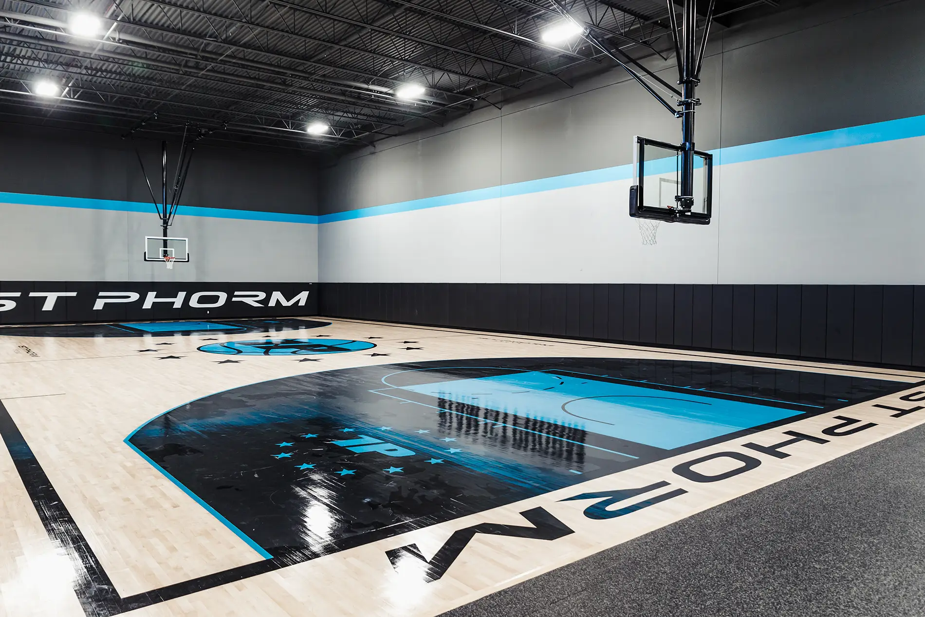 1st Phorm basketball gym