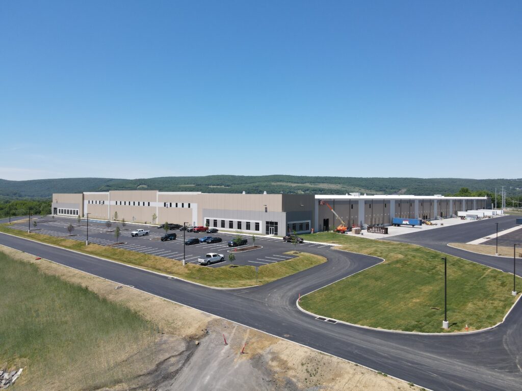 Exterior aerial image of the Tradeport 164 Building for Thrive Market