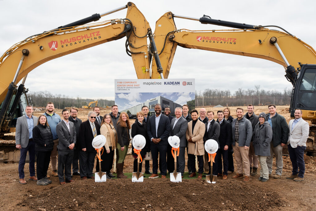 Mapletree joined partners from Kadean Construction, JLL, Cushman & Wakefield and local officials to celebrate the groundbreaking for 1180 Corporate Center Drive East in Tobyhanna, PA. 